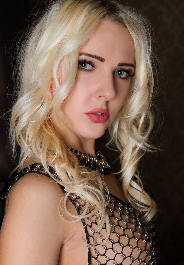 Варварочка, 24 года, 0 размер груди